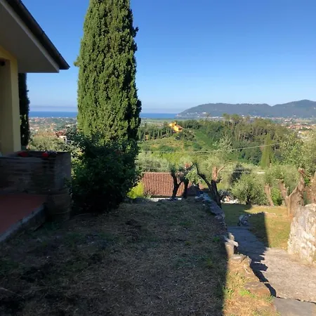 Roccatagliata Bed & Breakfast *