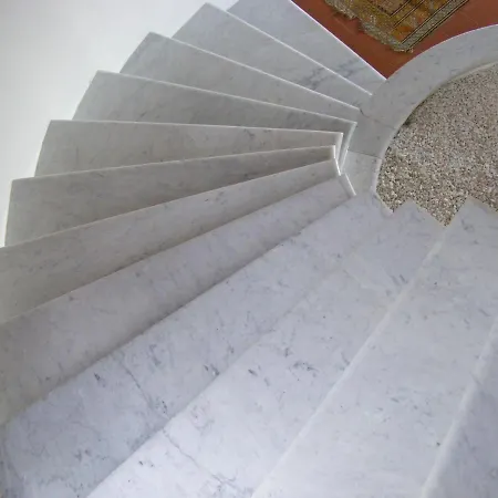 Roccatagliata Carrara