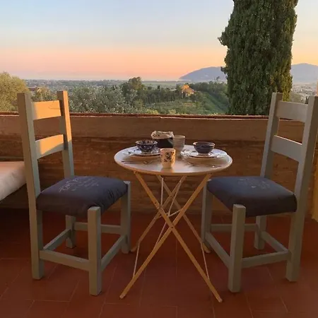 Roccatagliata Bed & Breakfast Carrara